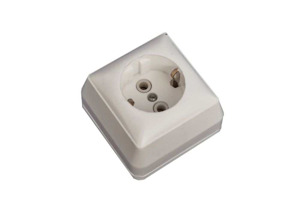 Розетка РА16-010