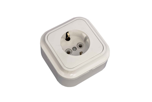 Розетка одноместная РА 16-025 с заземляющим контактом, открытой установки